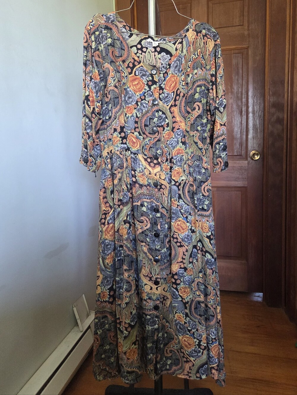 VTG Starina Paisley Dress
